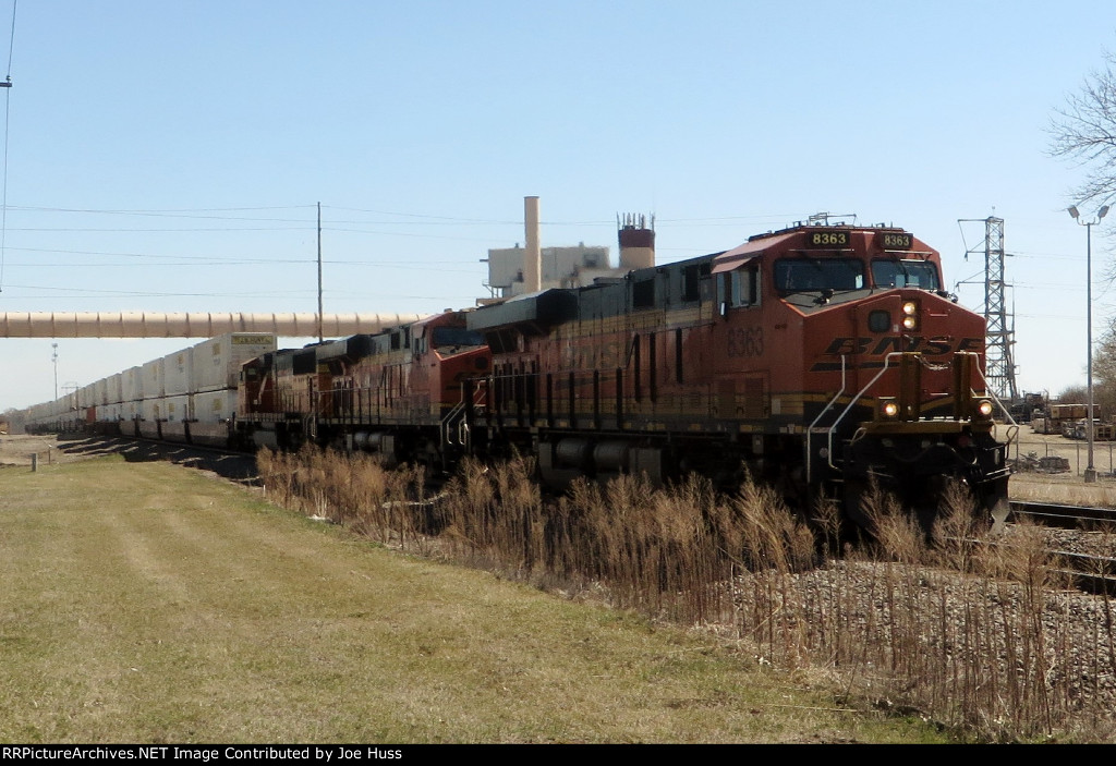 BNSF 8363 West